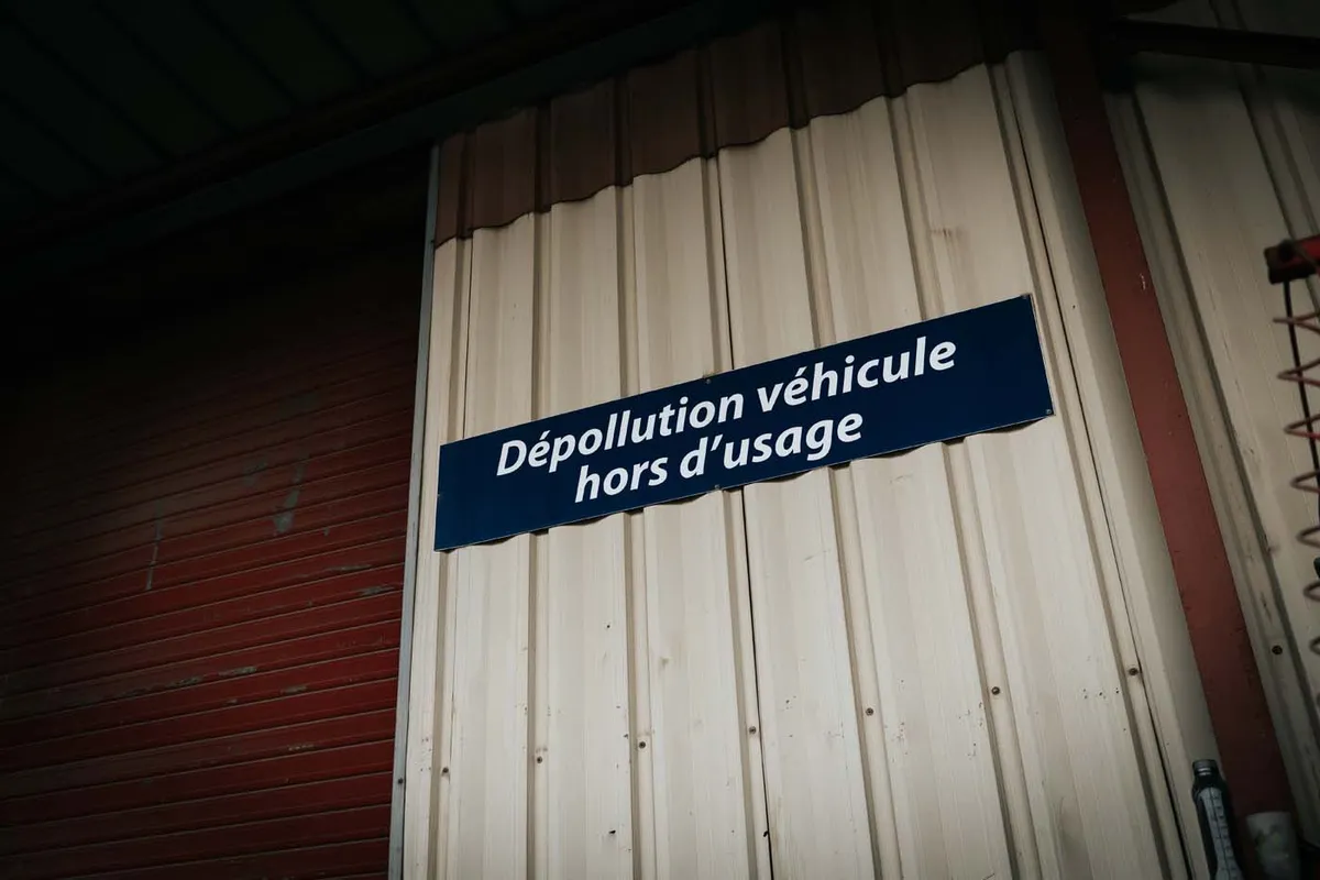 Démantèlement et dépollution des véhicules hors d’usage